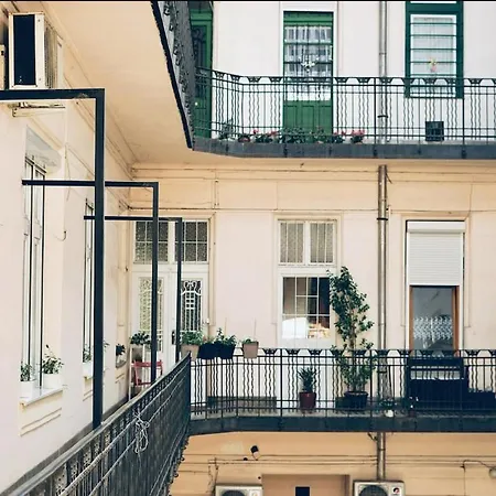 Elza House Apartment *