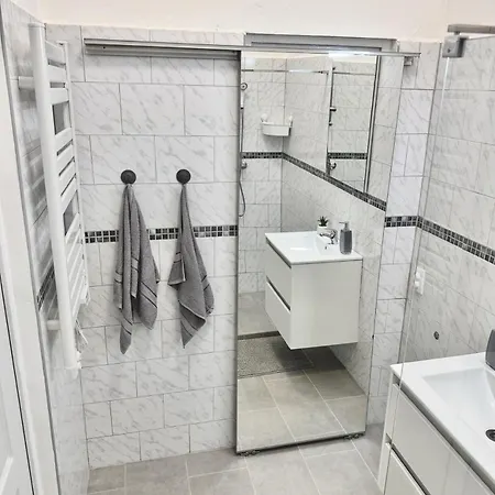 Appartement Elza House