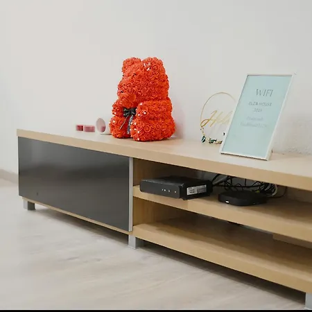 Elza House Appartement *